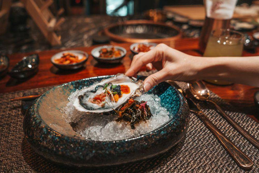 ilustrasi menu omakase (unsplash.com/jirayu koontholjinda)
