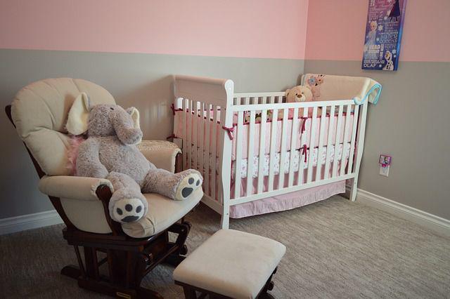 5 Benda yang Tidak Seharusnya Berada di Dalam Kamar Anak