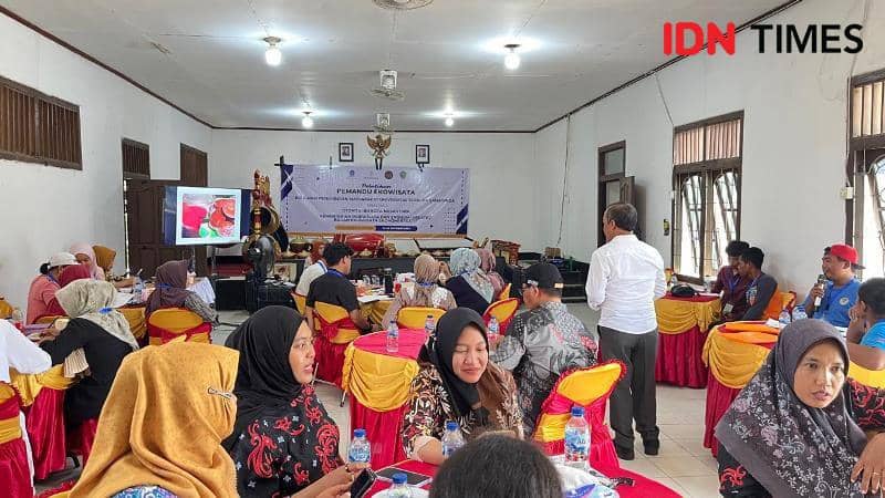 Peserta pemandu ekowisata IKN saat mengikuti materi pelatihan (IDN Times/Ervan)