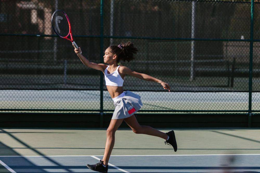 Ilustrasi main tenis (pexels.com/RDNE Stock project)
