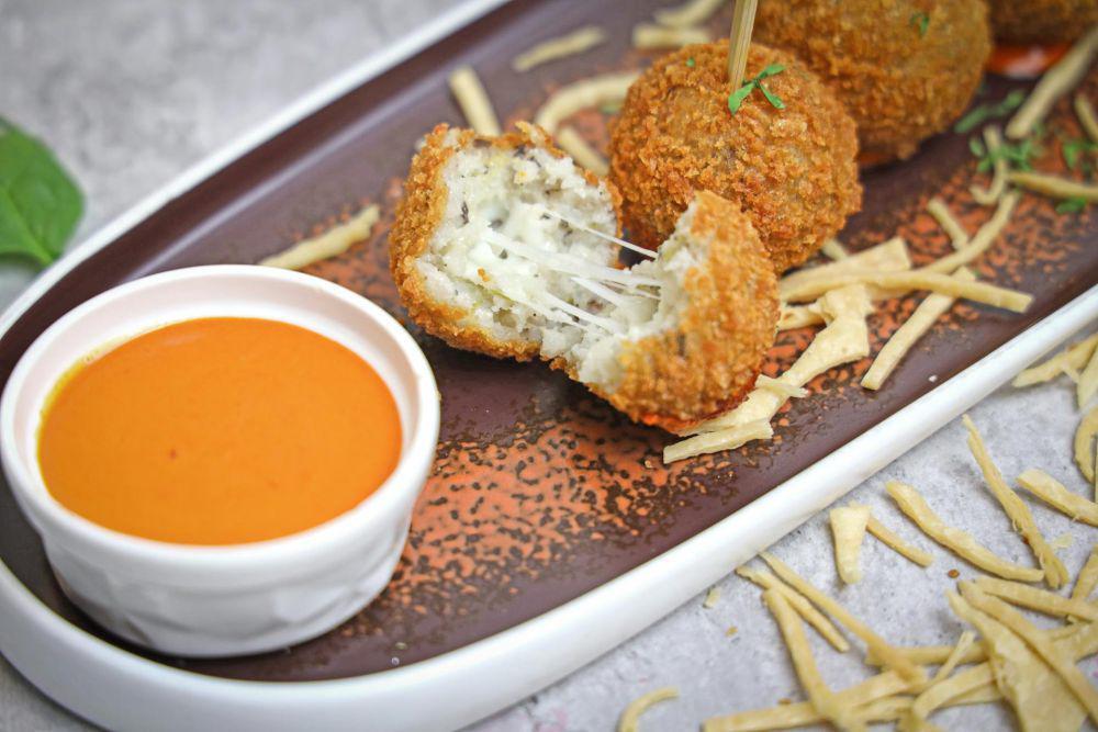 Resep Brulee Bomb Keju Mozzarella, Gurih dan Lumernya Nagih!