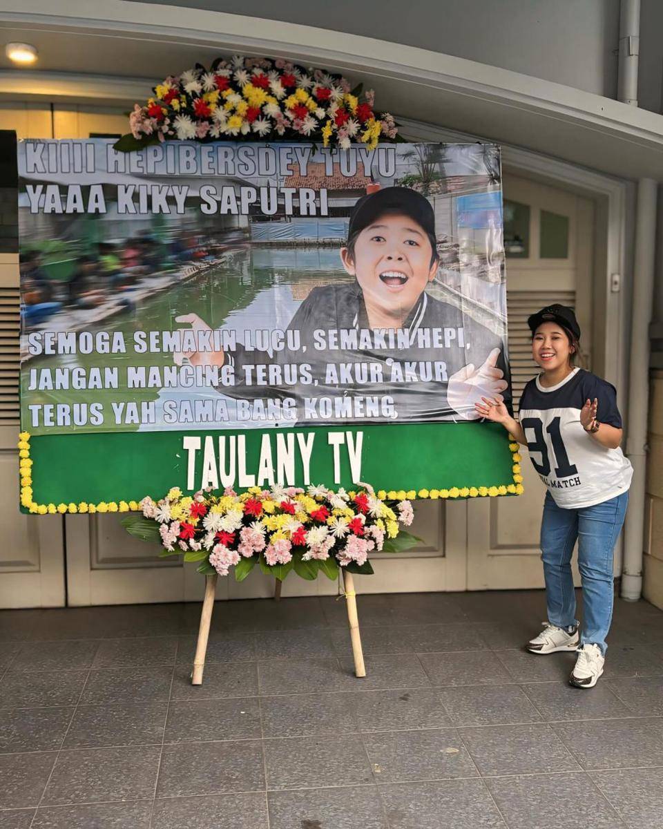 karangan bunga Andre Taulany (Instagram.com/kikysaputrii)