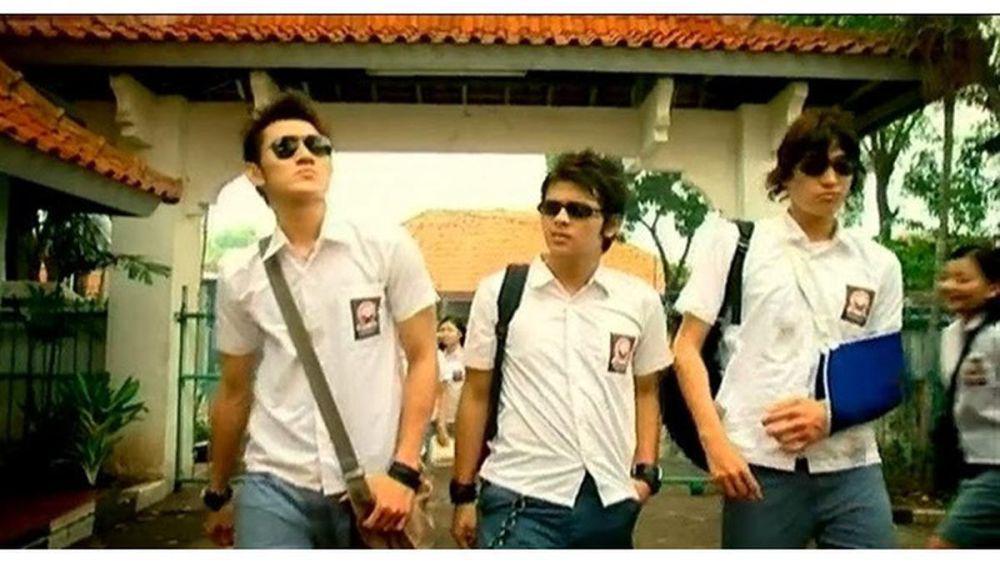 5 Film Remaja SMA asal Indonesia yang Bikin Kangen Masa Sekolah