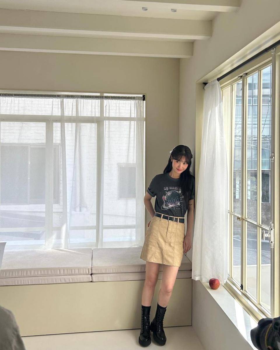 Jung Chae Yeon (instagram.com/j_chaeyeoni)