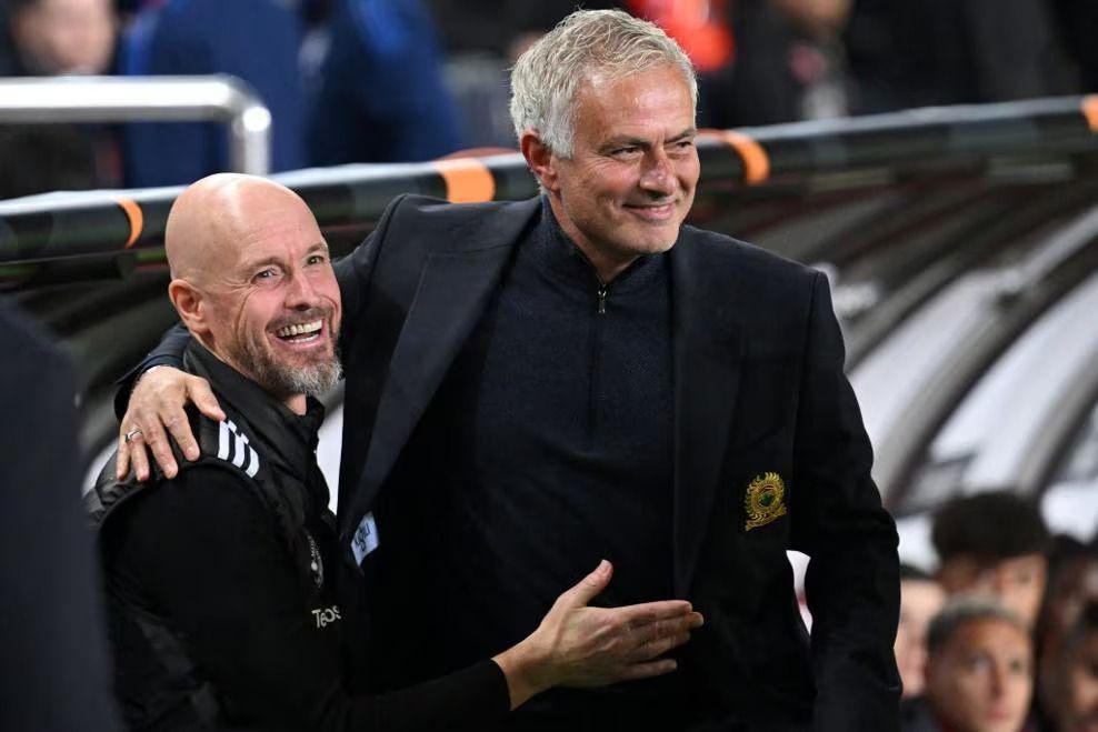 Mourinho Sindir Wasit dan UEFA Usai Fenerbahce Ditahan MU