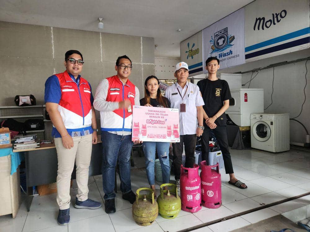 Sidak Pertamina di Solo, Usaha Batik dan Laundry Masih Pakai Gas Melon