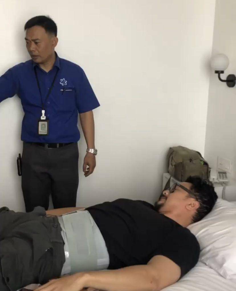 potret Ferry Maryadi dilarikan ke UGD akibat kram otot (Instagram.com/instagram.com/kangferrymaryadi)