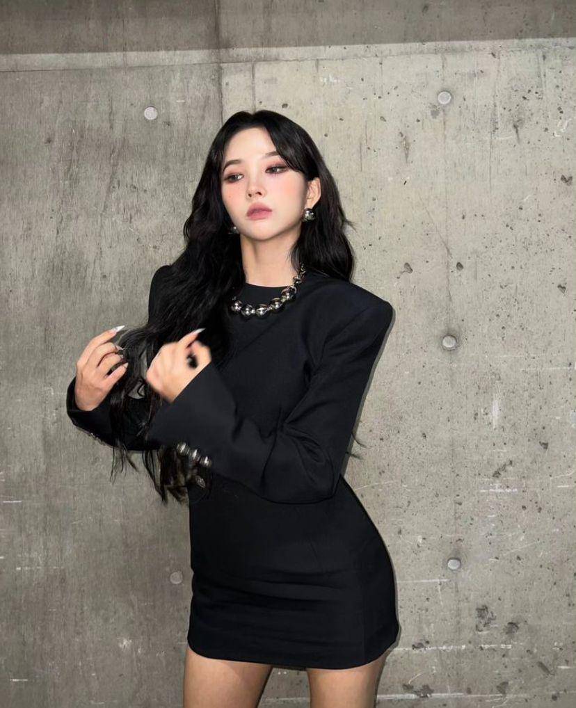 potret Soyeon (G)I-DLE (instagram.com/tiny.pretty.j)