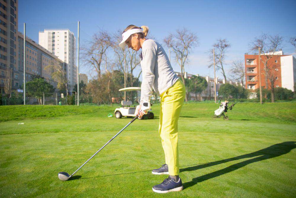 ilustrasi main golf (pexels.com/Kampus Production)