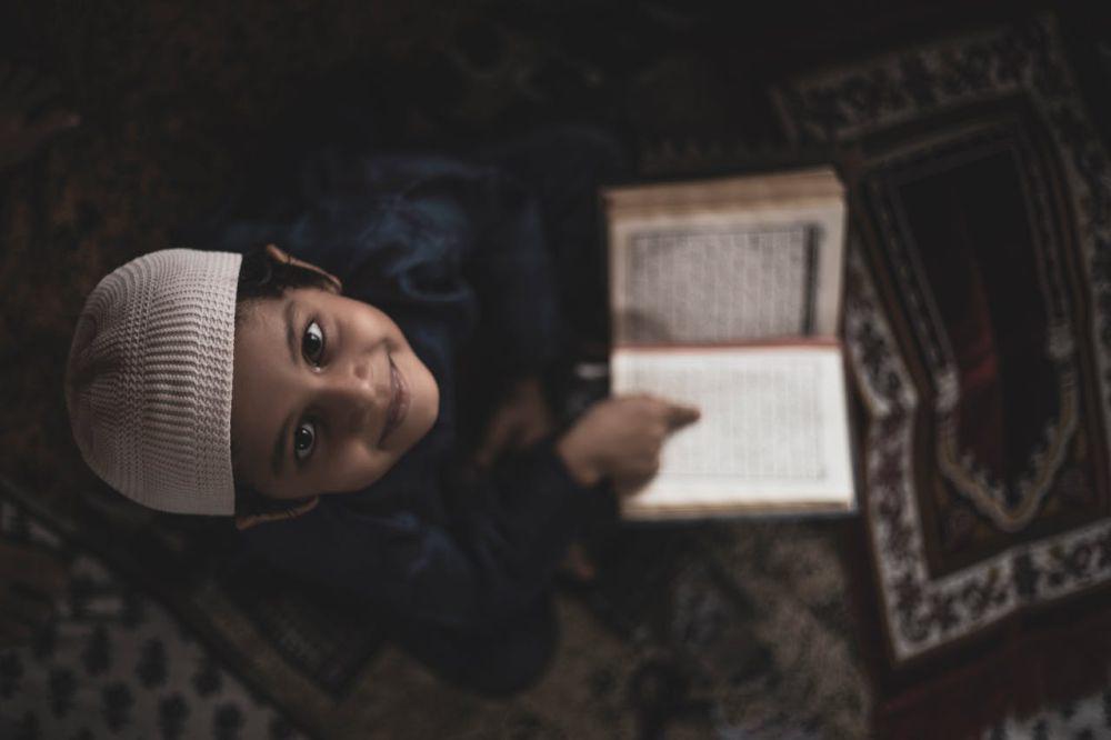 6 Tips Melatih Fokus dalam Menghafal Al-Qur'an