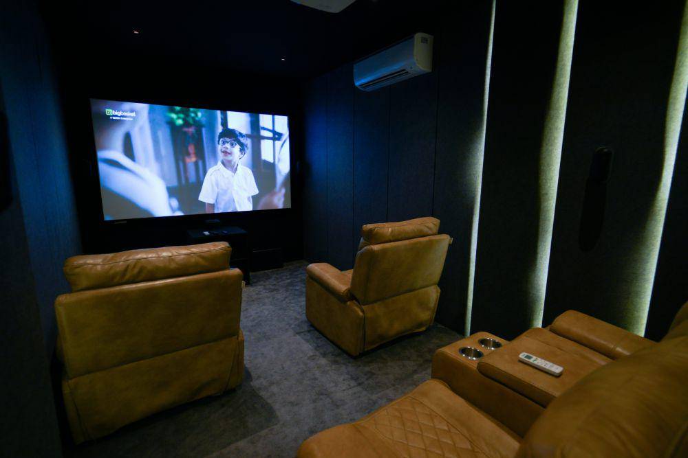 ilustrasi home theater (unsplash.com/Elite prop)