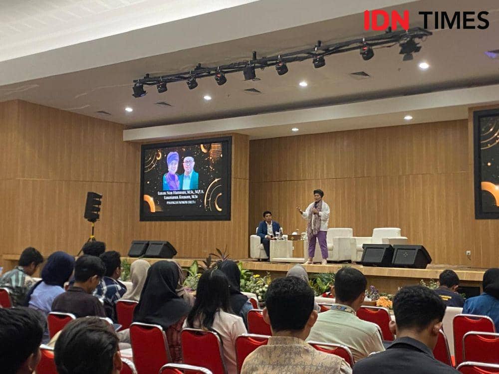 Tantangan Mahasiswa Unair Adu Gagasan, Luluk Datang, Sisanya Cawagub