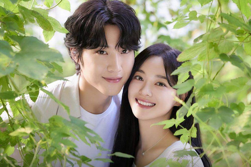 Kim Sejeong dan Lee Jong Won di drama Brewing Love (instagram.com/channel.ena.d)