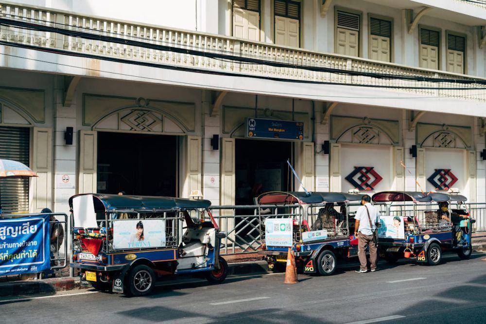 Tuk-tuk Thailand (pexels.com/Markus Winkler)