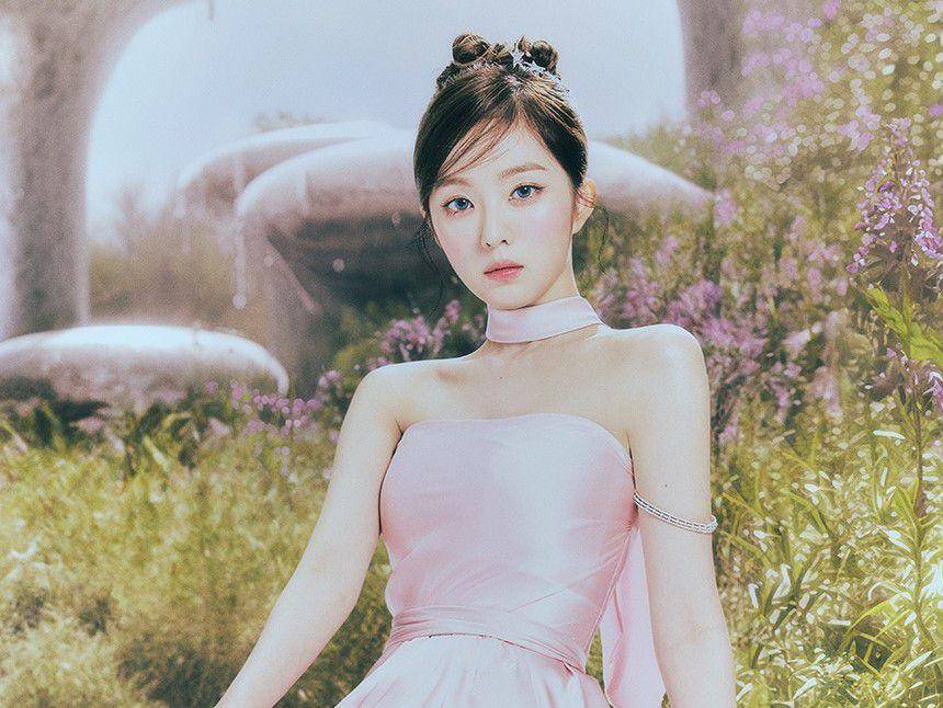 Irene (instagram.com/redvelvet.smtown)