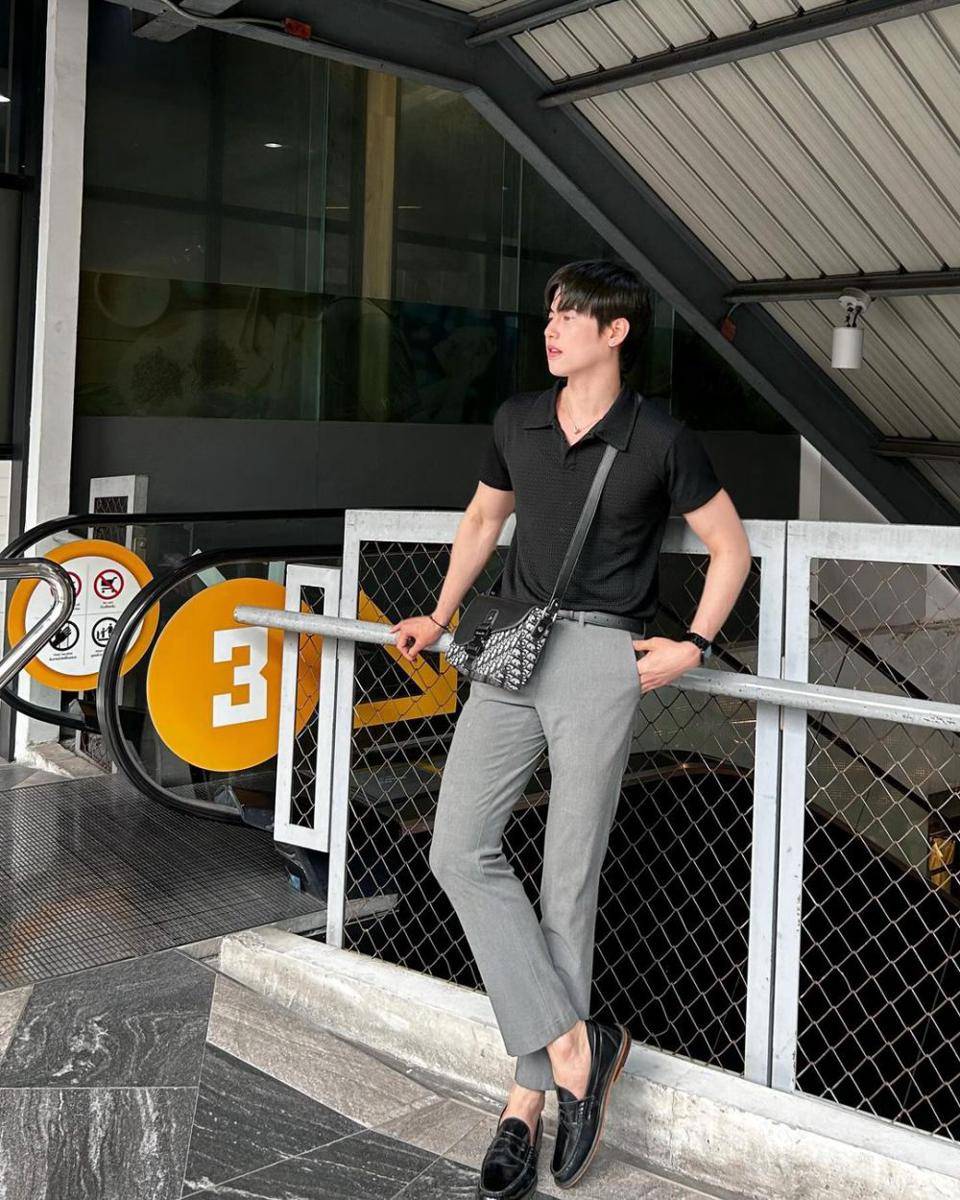 outfit minimalis ala Sood Yacht (instagram.com/s.yacht)