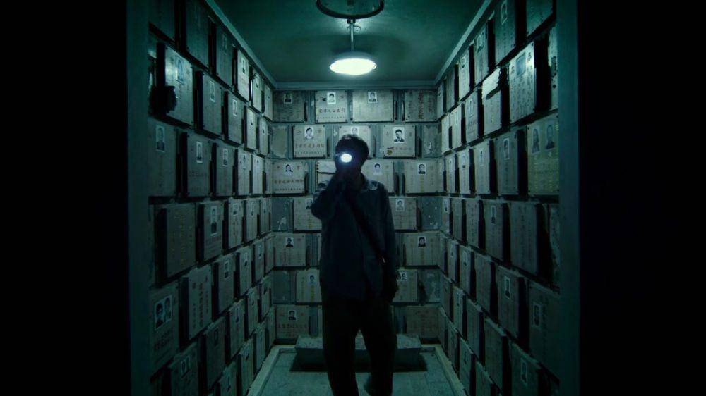 Tales from the Dark Part 1 (dok. Movie Addict Productions/Tales from the Dark Part 1)