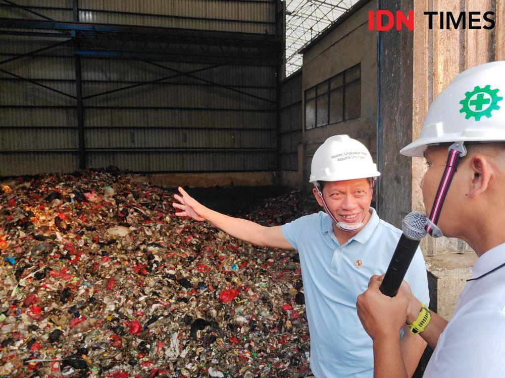 Strategi Menteri LH Atasi Pengelolaan Sampah di TPST Bantargebang