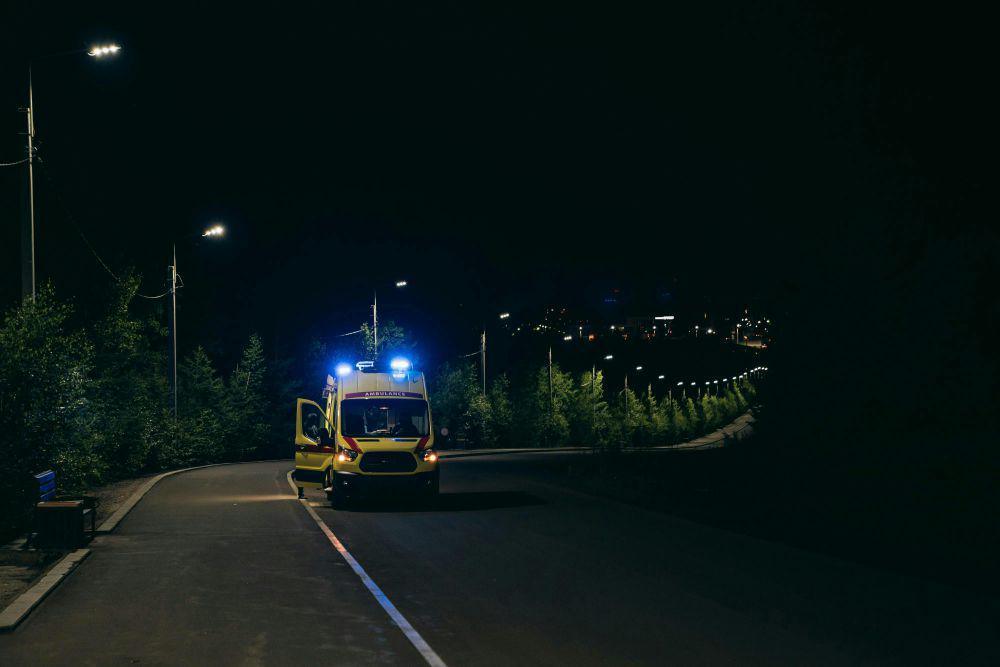 5 Tips Mengurangi Risiko Kecelakaan Saat Berkendara di Malam Hari