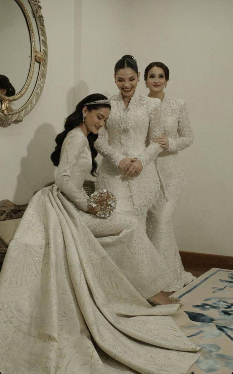 Gaya Tengku Natasya di Persandingan Diraja dengan Pangeran Pahang (instagram.com/faturdjawas)