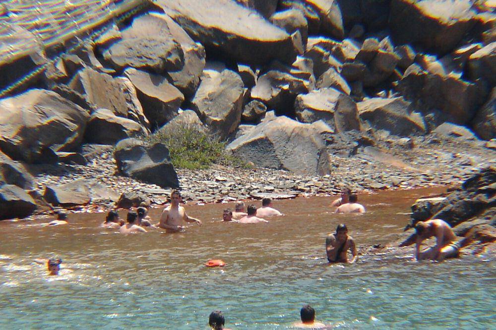Potret Hot Springs, Santorini (commons.wikimedia.org/Stan_Zurek)