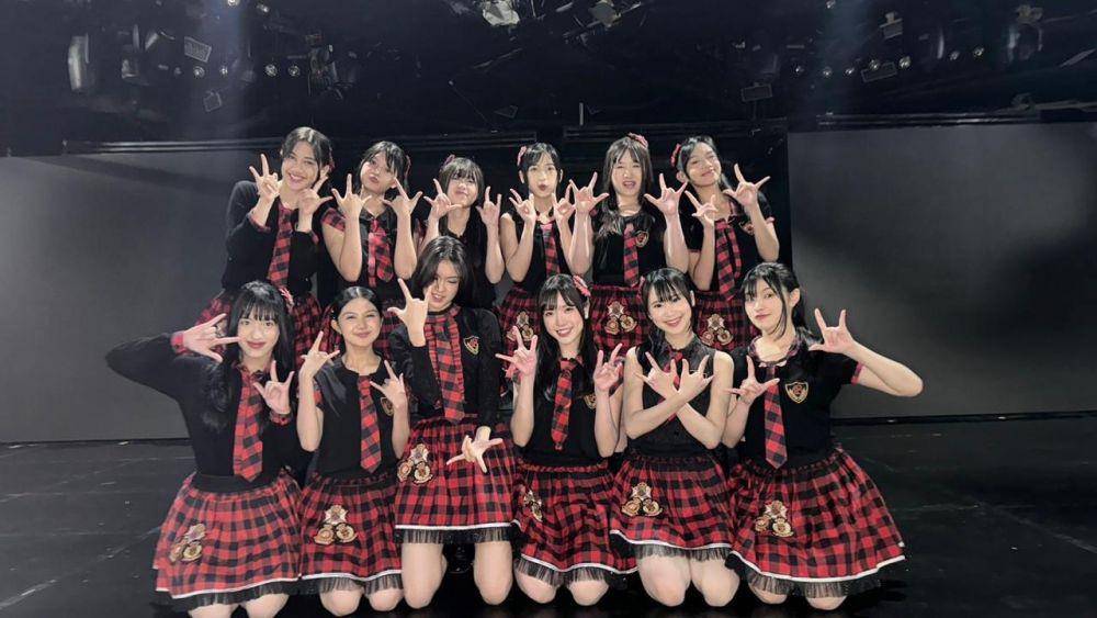 Member JKT48 (x.com/AR_AnindyaJKT48)