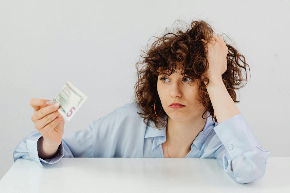 Kondisi Money Dysmorphia, Sindrom Beranggapan Selalu Kurang Uang