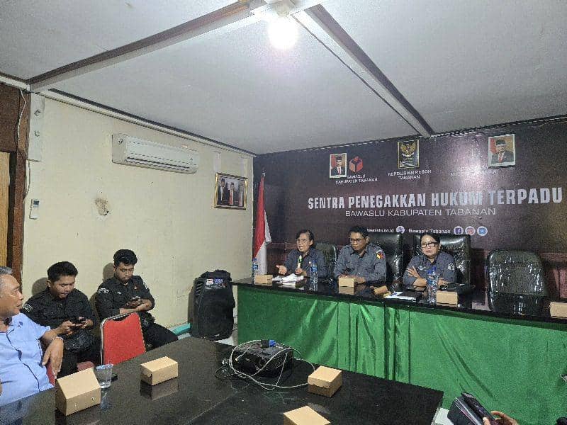 Bawaslu Tabanan Sulit Mengawasi Akun Penyebar Kampanye Hitam