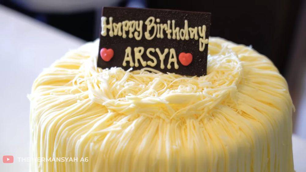 potret kejutan ulang tahun Arsya Hermansyah (youtube.com/thehermansyaha6world)