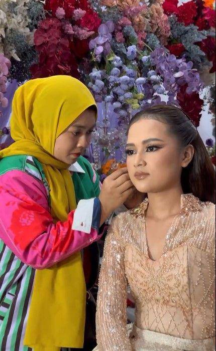 potret resepsi kedua pernikahan Nia LIDA (instagram.com/aveelaofficial)