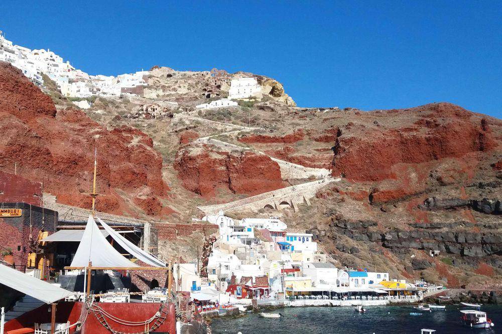 Potret Amoudi Bay, Santorini (commons.wikimedia.org/SANTORINI2017)
