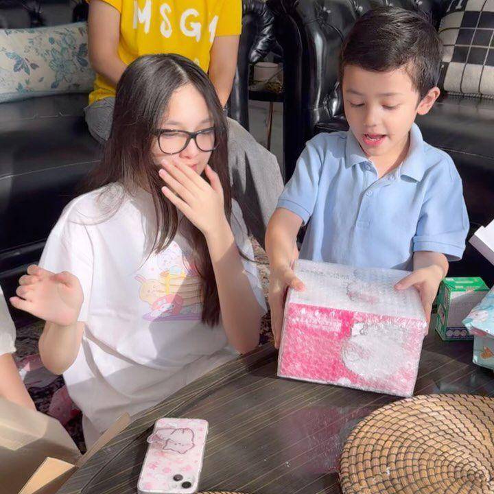 potret ulang tahun anak Ussy Sulistiawaty (instagram.com/ussypratama)
