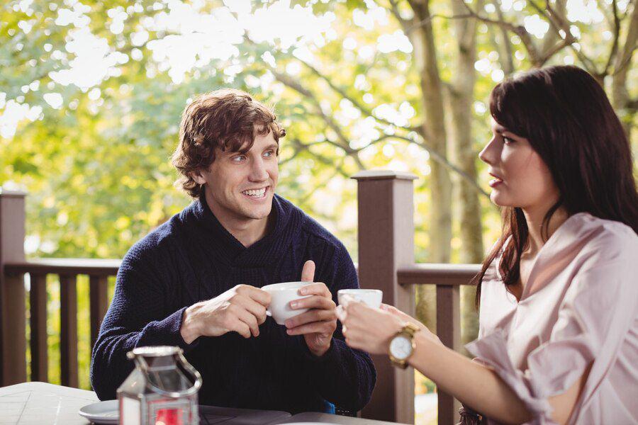 Ilustrasi first date. (freepik.com/wavebreakmedia_micro)