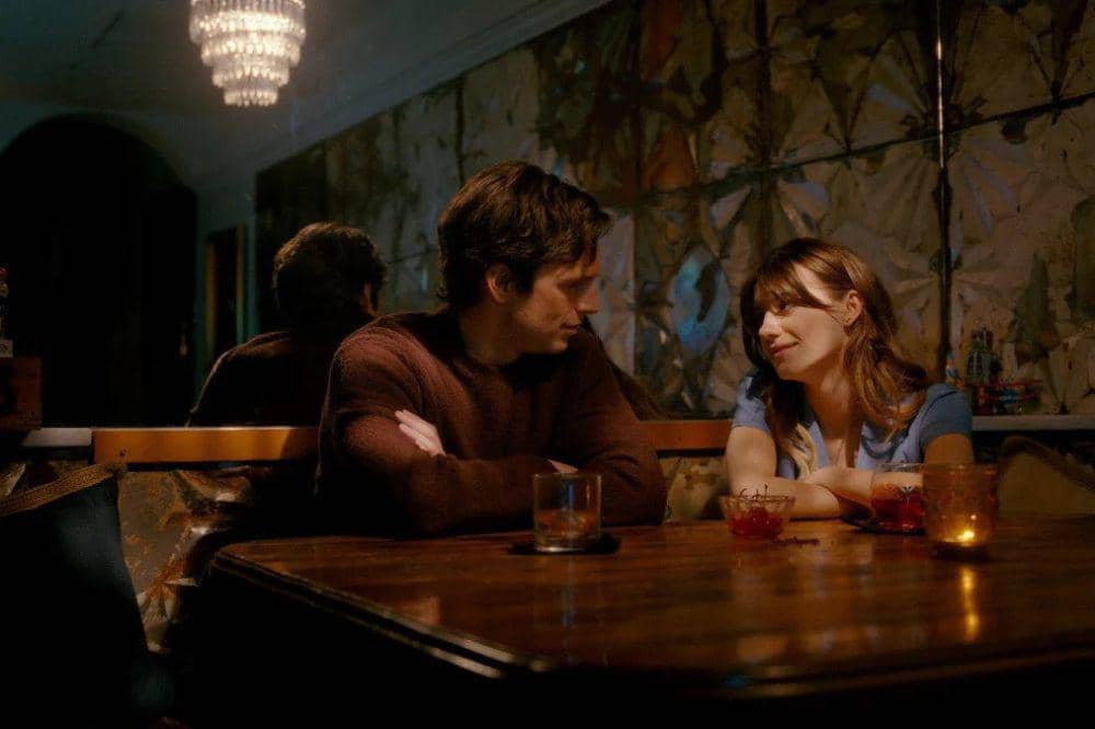 7 Film yang Bikin Kamu Bersyukur Jadi Jomblo, Kok Bisa?