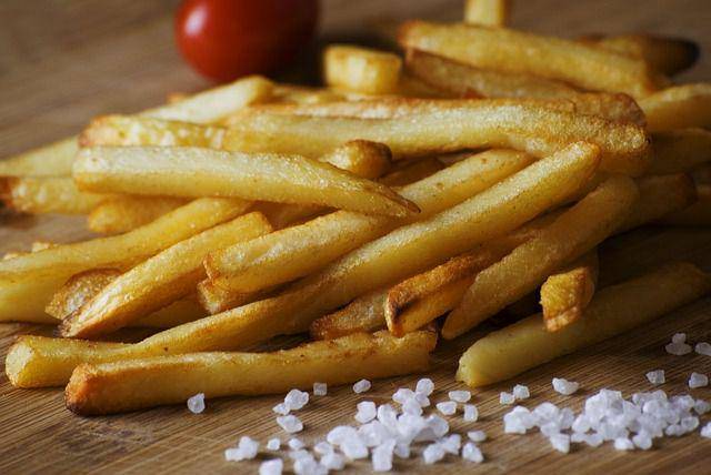 ilustrasi keripik kentang (pixabay.com/stocksnap)