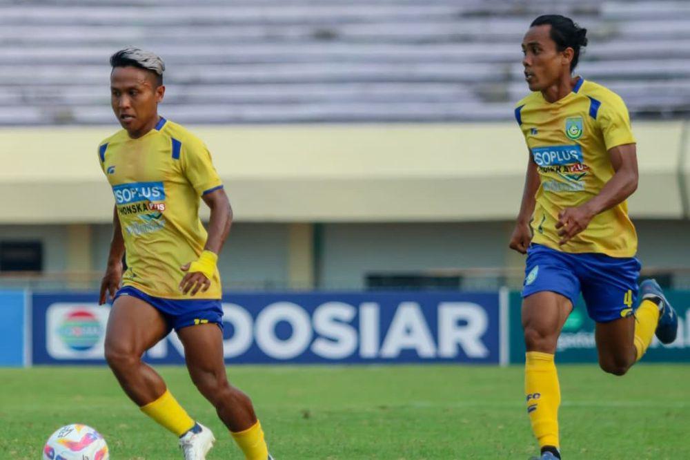 Duel Gresik United vs Deltras Berakhir Sama Kuat 1-1