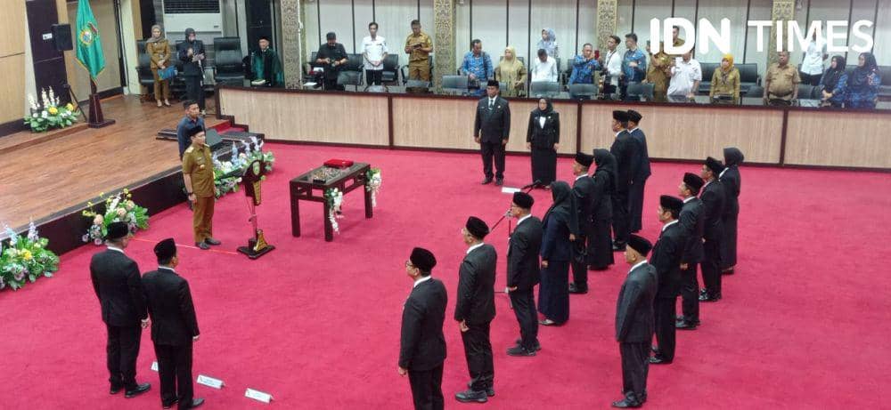 Pelantikan 16 pejabat struktural dan fungsional di lingkungan Pemda Sumsel (IDN Times/Rangga Erfizal)