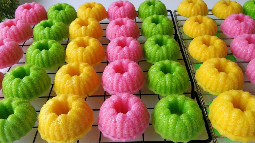 Resep Kue Apem Tepung Beras Santan yang Teksturnya Empuk dan Pulen