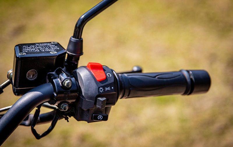 Cara Menetralkan Gigi Motor Kopling untuk Pemula