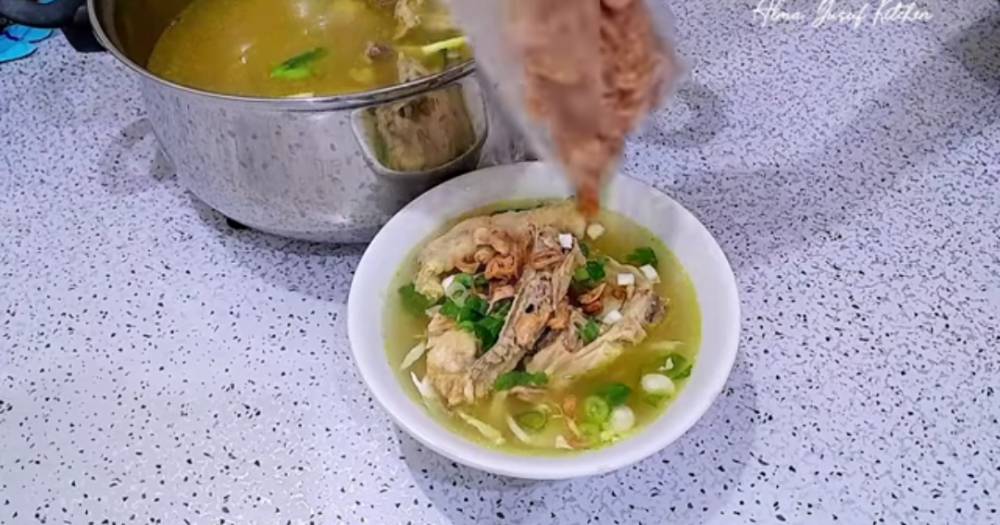 Ilustasi soto balung daging ayam  (youtube.com/alma yusuf  kitchen)
