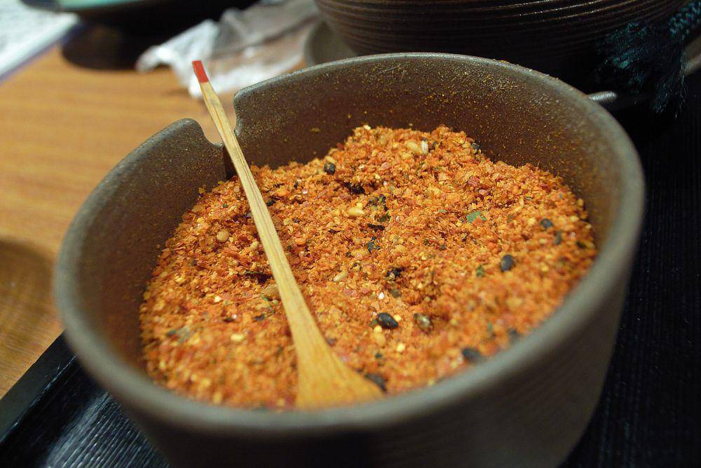 ilustrasi shichimi togarashi, campuran rempah 7 rasa yang dikenal di Jepang (commons.m.wikimedia.org/june29)