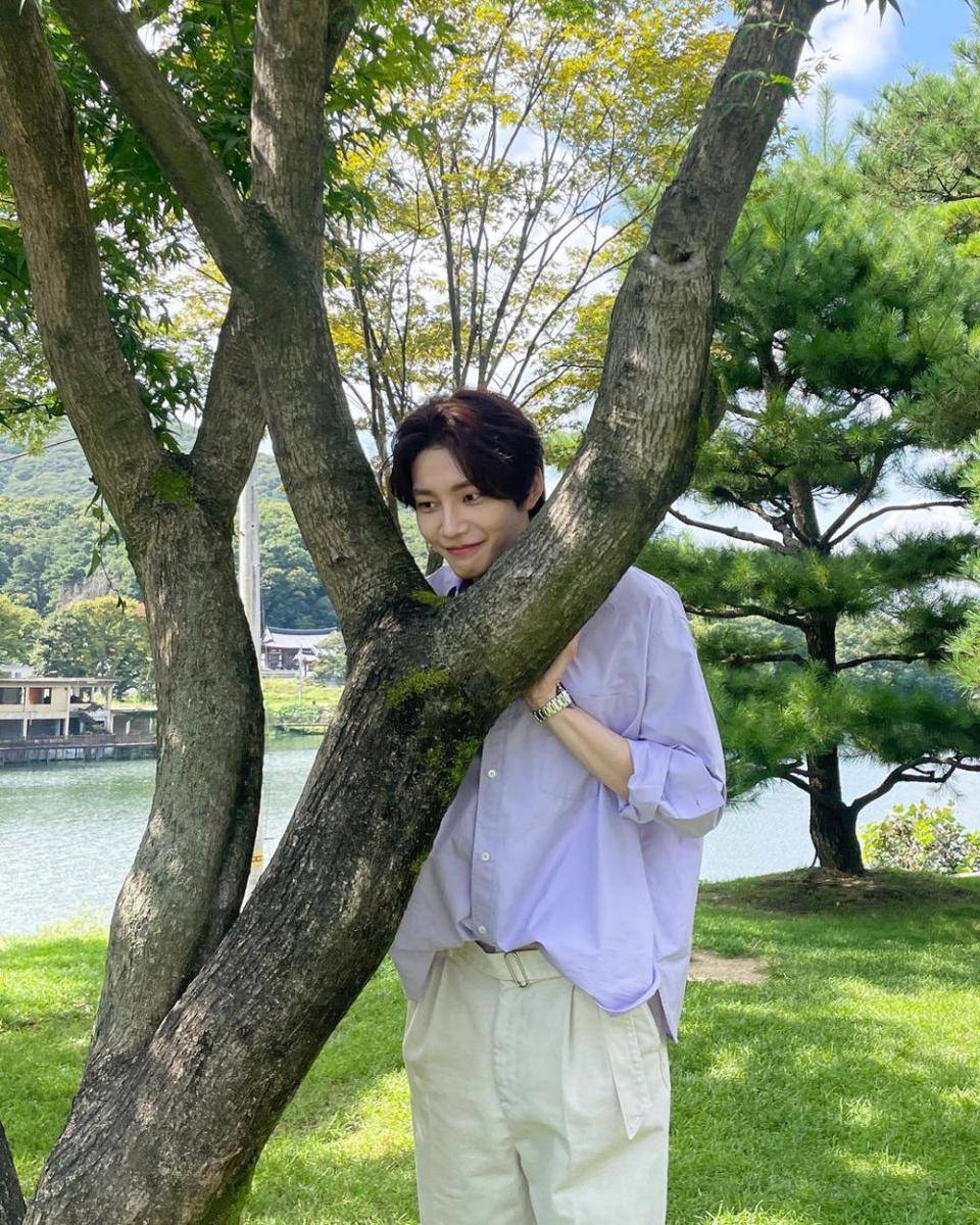 outfit nuansa kalem ala Kim Jae Young (instagram.com/darealkjy)
