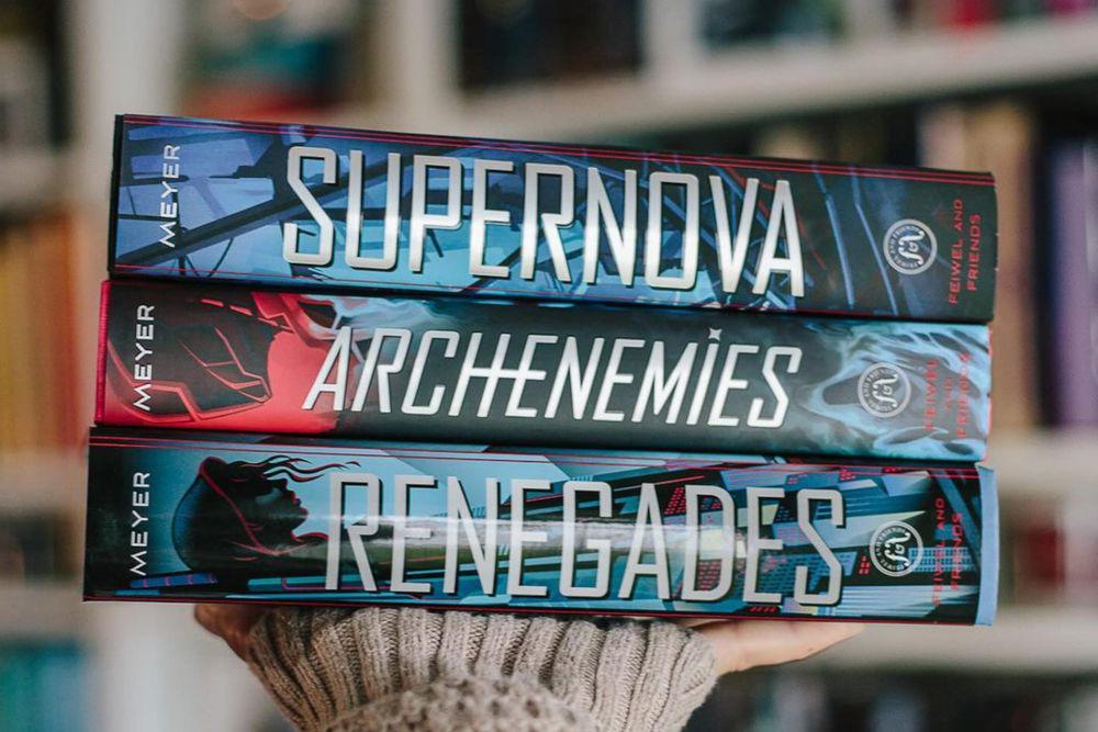 Serial Renegades (instagram.com/sam.thebookslayer)