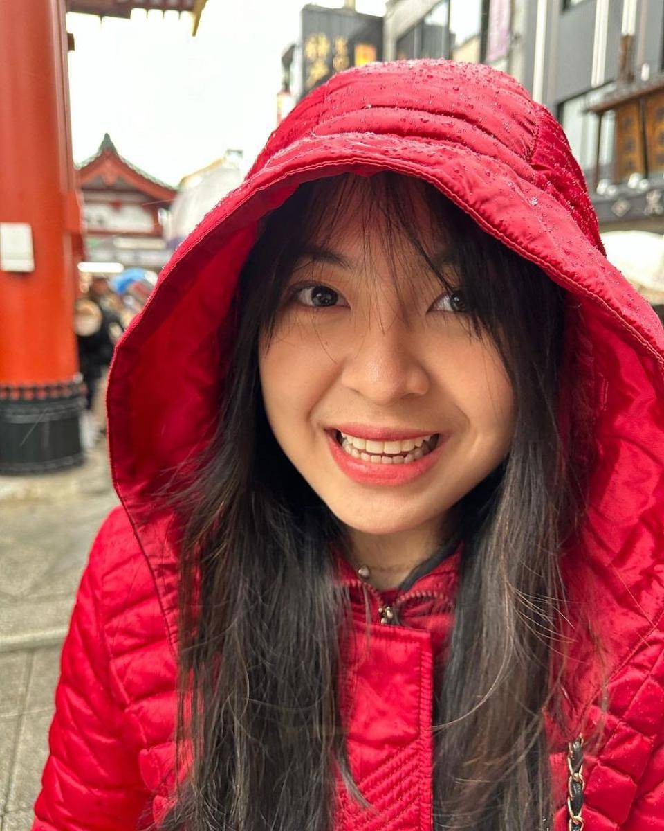Bernadya (instagram.com/bernadyaribka)