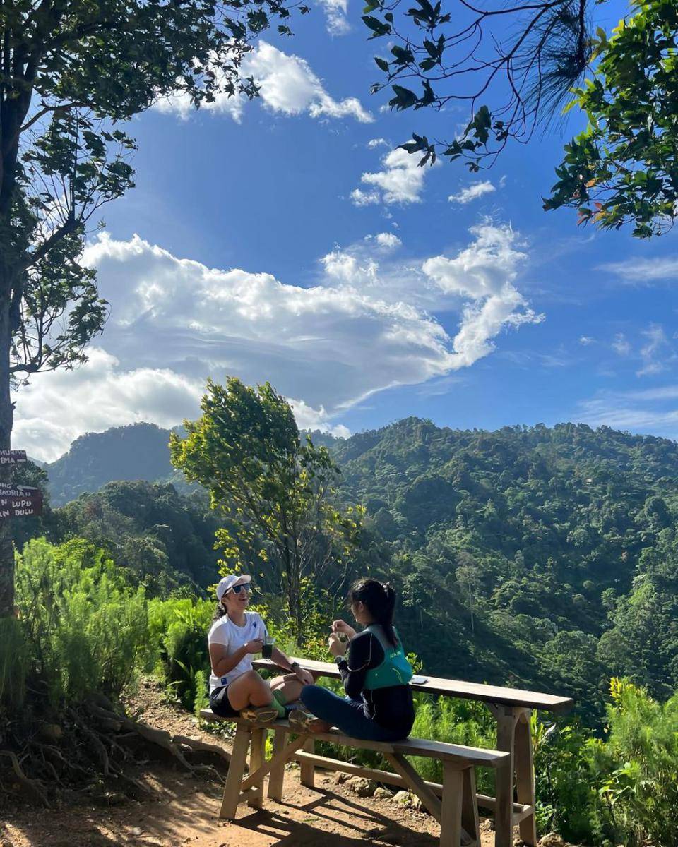Bukit Paniisan (instagram.com/elsabefrin)