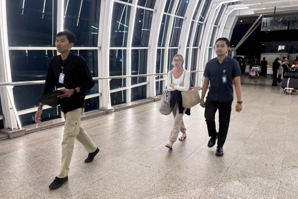 Ibu Asal Amerika di Bali Dideportasi Atas Tuduhan Penculikan