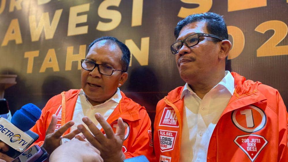 Pasangan Calon Gubernur dan Wakil Gubernur Sulawesi Selatan nomor urut 2, Moh Ramdhan Pomanto dan Azhar Arsyad, usai debat perdana di Hotel Four Point, Makassar, Senin (28/10/2024). (IDN Times/Istimewa)