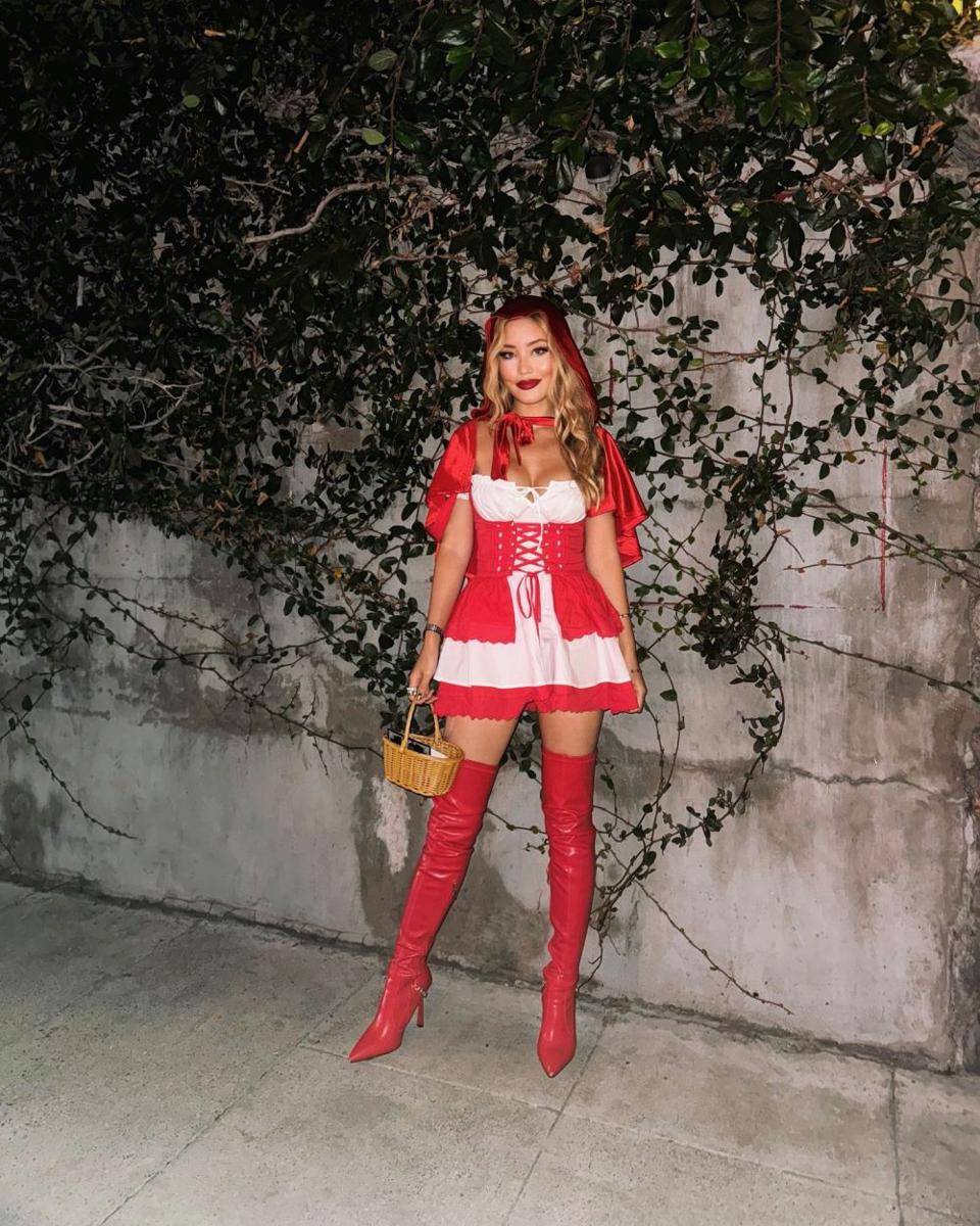 Kostum Halloween yang Unik (instagram.com/jarrylee)