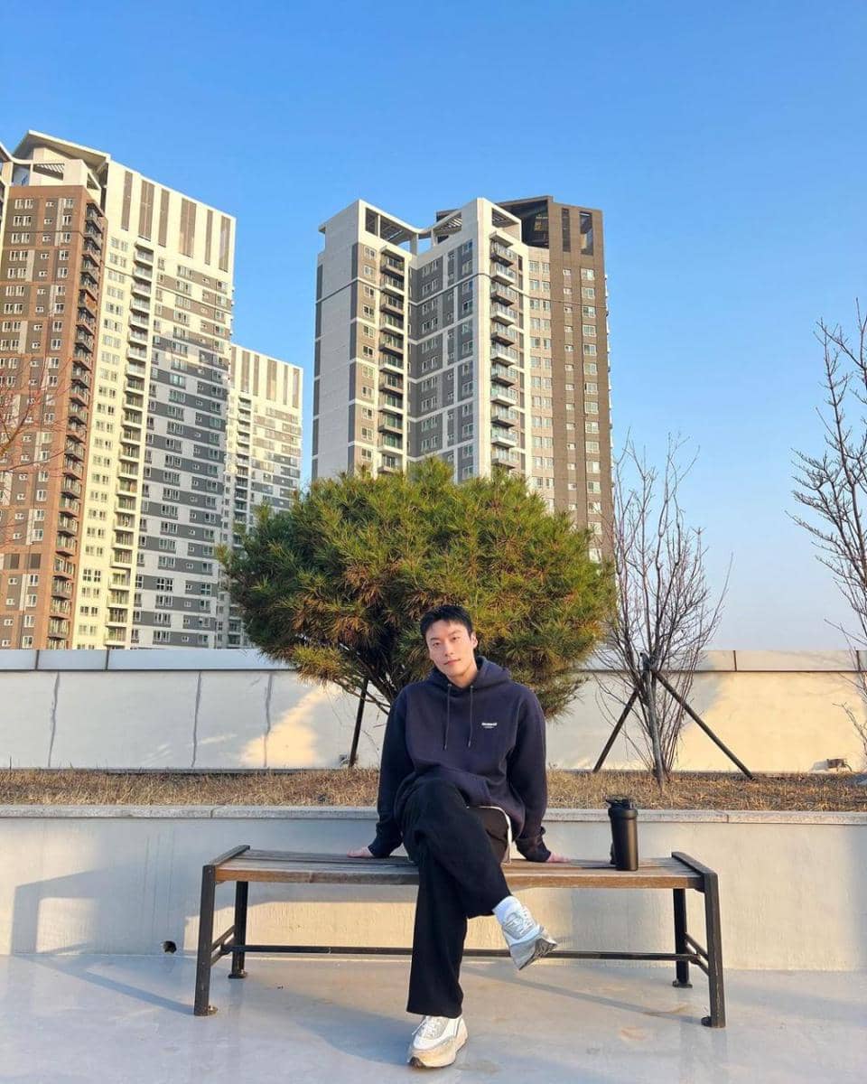 OOTD hangout ala Heo Nam Jun (instagram.com/namjun0609)