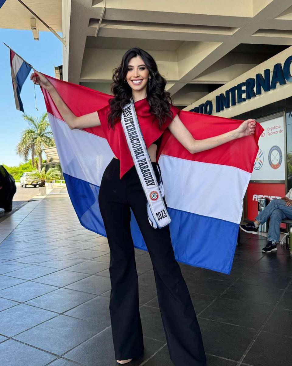 Potret Keberangkatan Finalis Miss International 2024 ke Jepang (Instagram.com/jimenasosapy)